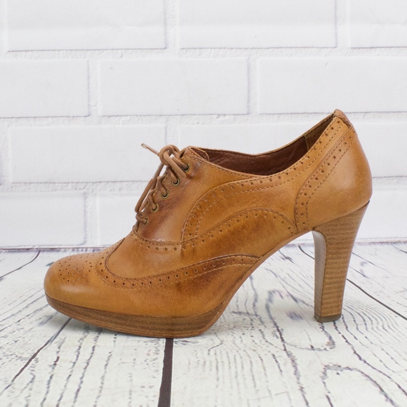 L.L. Bean Shoes - LL Bean Brown Leather Lace Up Ankle Boots Booties
